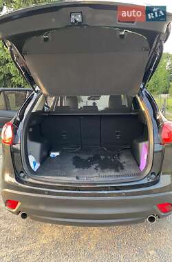 Позашляховик / Кросовер Mazda CX-5 2013 в 