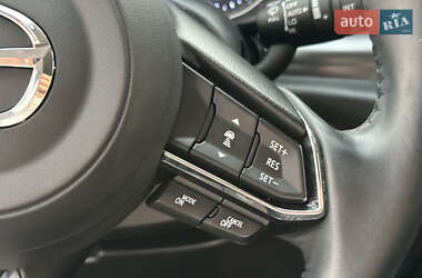 Позашляховик / Кросовер Mazda CX-5 2022 в 
