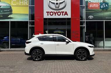 Позашляховик / Кросовер Mazda CX-5 2022 в 