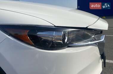 Позашляховик / Кросовер Mazda CX-5 2019 в 