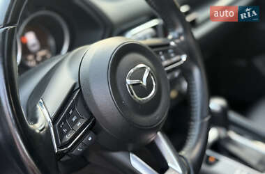 Внедорожник / Кроссовер Mazda CX-5 2018 в 