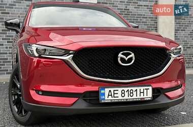 Позашляховик / Кросовер Mazda CX-5 2020 в 