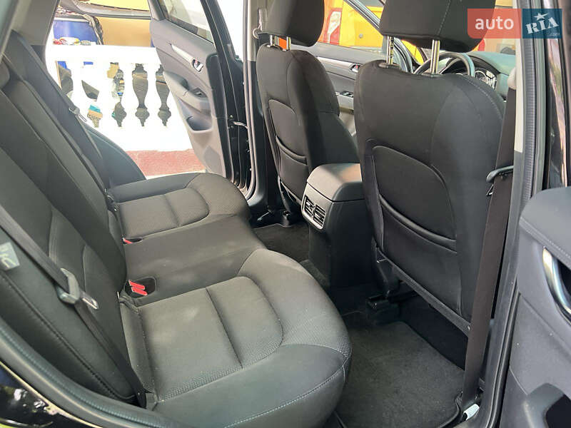 Внедорожник / Кроссовер Mazda CX-5 2018 в Белгороде-Днестровском
