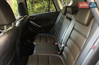 Позашляховик / Кросовер Mazda CX-5 2016 в 