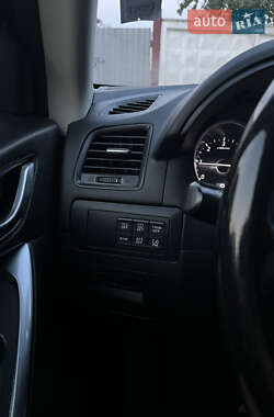 Внедорожник / Кроссовер Mazda CX-5 2012 в 