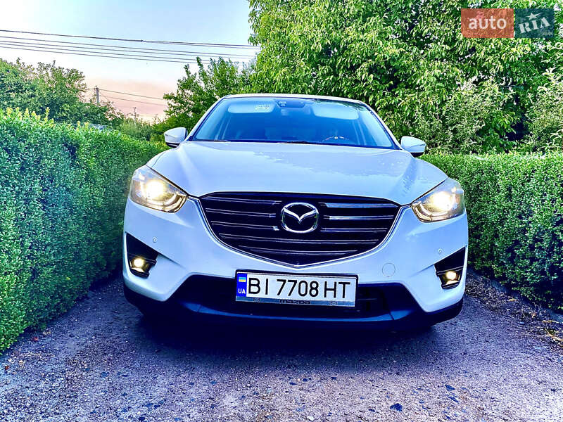 Внедорожник / Кроссовер Mazda CX-5 2015 в Гадяче