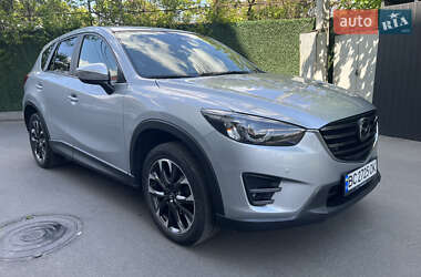 Позашляховик / Кросовер Mazda CX-5 2015 в 