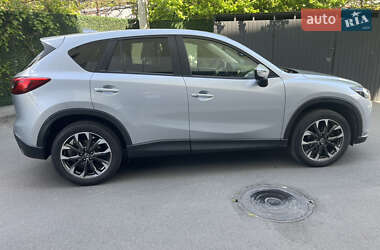 Позашляховик / Кросовер Mazda CX-5 2015 в 