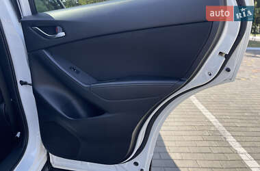 Позашляховик / Кросовер Mazda CX-5 2014 в 