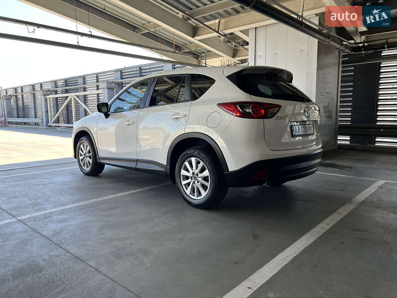 Внедорожник / Кроссовер Mazda CX-5 2016 в Киеве
