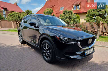 Позашляховик / Кросовер Mazda CX-5 2017 в 