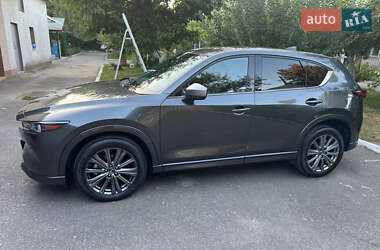Позашляховик / Кросовер Mazda CX-5 2023 в 