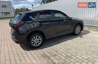 Позашляховик / Кросовер Mazda CX-5 2022 в 
