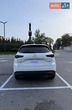Позашляховик / Кросовер Mazda CX-5 2022 в 