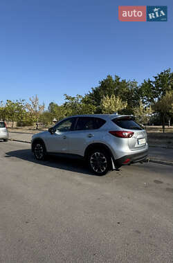 Внедорожник / Кроссовер Mazda CX-5 2015 в 