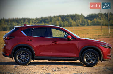 Позашляховик / Кросовер Mazda CX-5 2019 в 