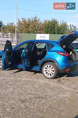 Позашляховик / Кросовер Mazda CX-5 2012 в 
