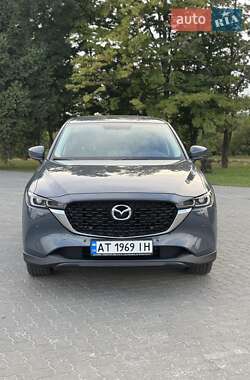Позашляховик / Кросовер Mazda CX-5 2024 в 
