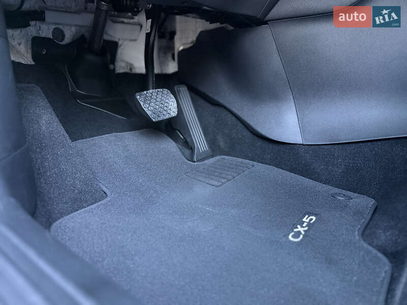 Внедорожник / Кроссовер Mazda CX-5 2022 в Черновцах