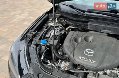 Внедорожник / Кроссовер Mazda CX-5 2016 в 
