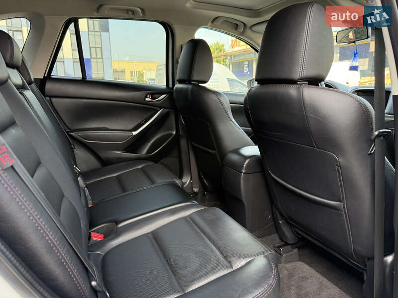 Позашляховик / Кросовер Mazda CX-5 2016 в Рівному