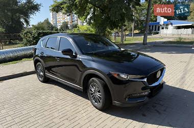 Позашляховик / Кросовер Mazda CX-5 2020 в 