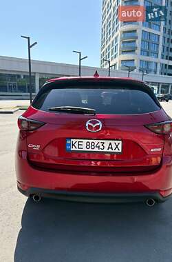 Позашляховик / Кросовер Mazda CX-5 2019 в 