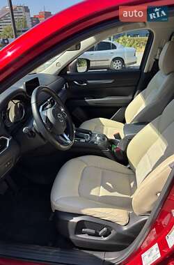 Позашляховик / Кросовер Mazda CX-5 2019 в 