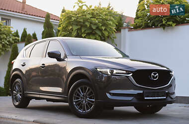 Внедорожник / Кроссовер Mazda CX-5 2018 в 