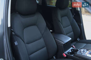 Внедорожник / Кроссовер Mazda CX-5 2018 в 