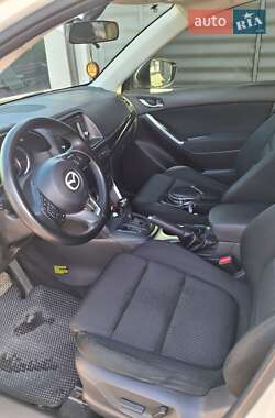 Позашляховик / Кросовер Mazda CX-5 2012 в 