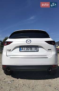 Позашляховик / Кросовер Mazda CX-5 2018 в 