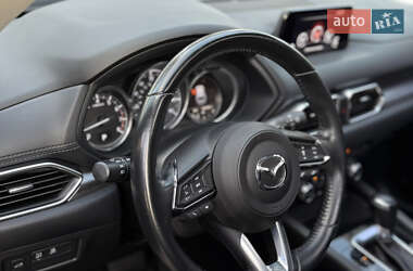 Позашляховик / Кросовер Mazda CX-5 2018 в 