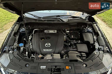 Позашляховик / Кросовер Mazda CX-5 2018 в 