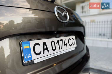 Позашляховик / Кросовер Mazda CX-5 2017 в 