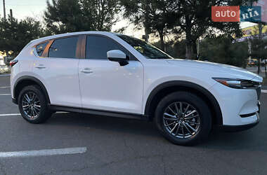 Внедорожник / Кроссовер Mazda CX-5 2017 в 