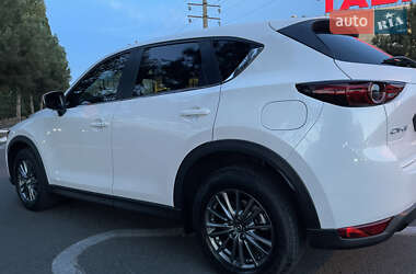 Внедорожник / Кроссовер Mazda CX-5 2017 в 