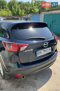 Позашляховик / Кросовер Mazda CX-5 2014 в 