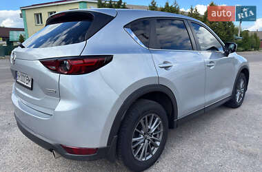 Позашляховик / Кросовер Mazda CX-5 2021 в 