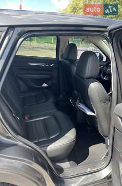 Позашляховик / Кросовер Mazda CX-5 2017 в 
