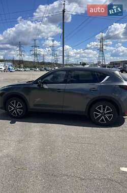 Позашляховик / Кросовер Mazda CX-5 2017 в 