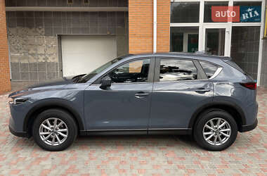 Позашляховик / Кросовер Mazda CX-5 2023 в 