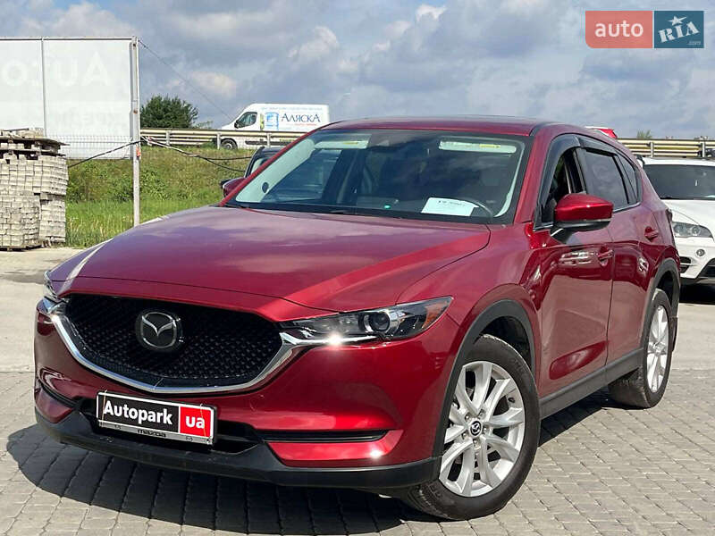 Позашляховик / Кросовер Mazda CX-5 2018 в 