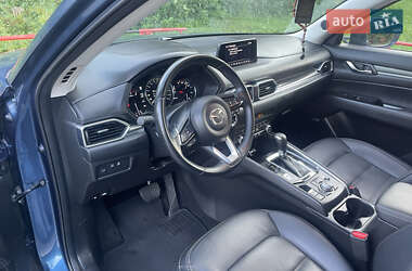 Позашляховик / Кросовер Mazda CX-5 2020 в 