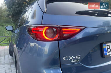 Позашляховик / Кросовер Mazda CX-5 2020 в 