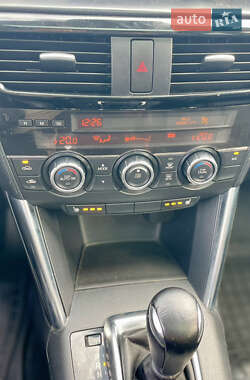 Позашляховик / Кросовер Mazda CX-5 2014 в 