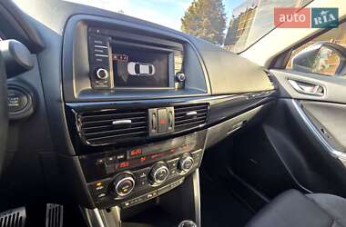 Позашляховик / Кросовер Mazda CX-5 2013 в 