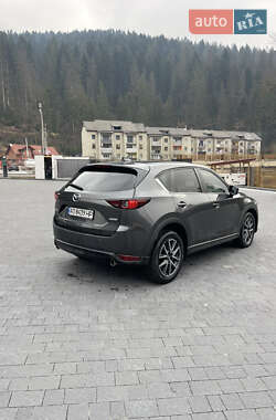 Позашляховик / Кросовер Mazda CX-5 2017 в 