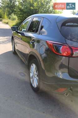 Позашляховик / Кросовер Mazda CX-5 2014 в 