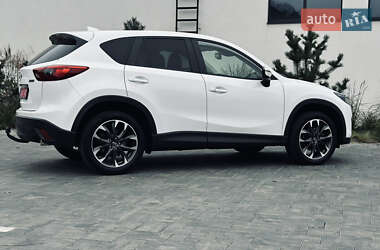 Позашляховик / Кросовер Mazda CX-5 2015 в 